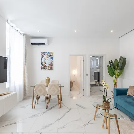 Apartment Lb Vacation I Renovated Minutes From - Palais - 30m2 Terrace *